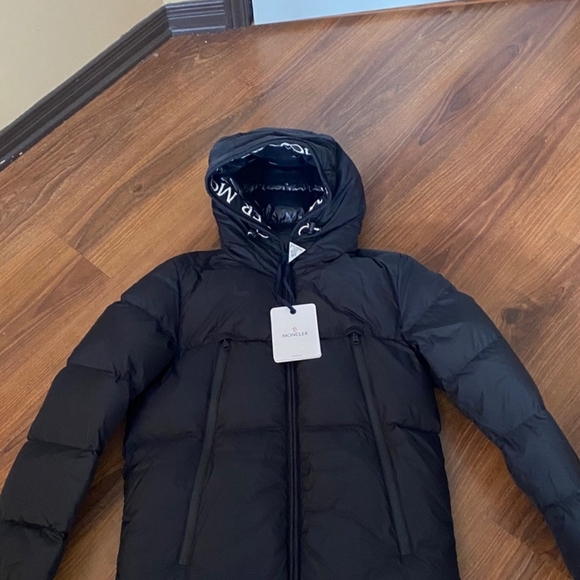 Moncler jacket - Picture 4 of 7